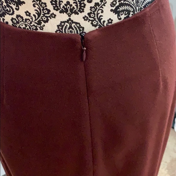 Boss Skirt - Picture 5 of 9